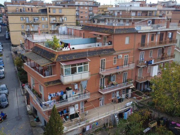 appartamento in vendita a Roma in zona Casalotti