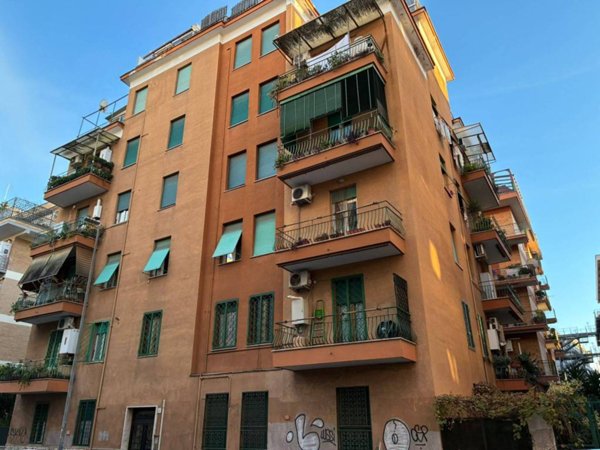 appartamento in vendita a Roma in zona Prenestino-Centocelle