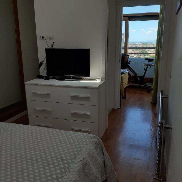 appartamento in vendita a Roma in zona Axa