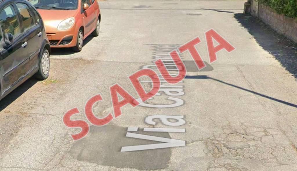 casa indipendente in vendita a Roma in zona Ostia Antica