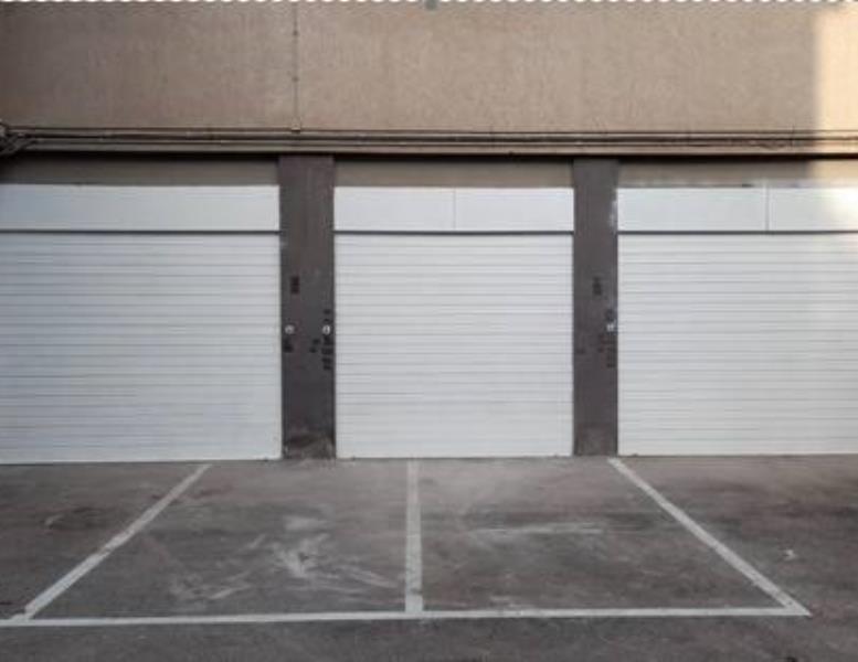 locale commerciale in vendita a Roma in zona Ardeatino