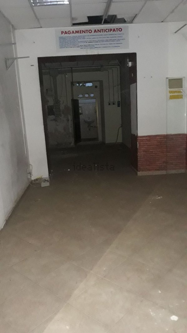 negozio in vendita a Roma in zona Prenestino-Labicano