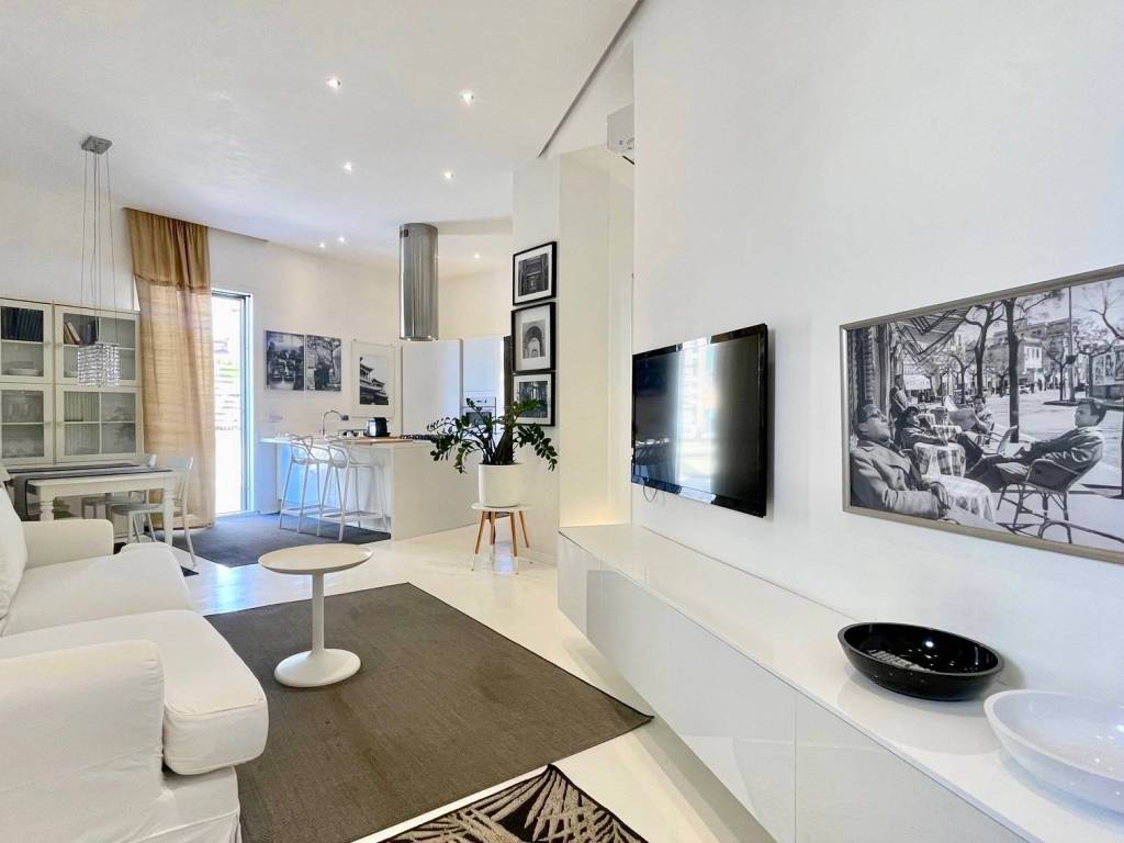 appartamento in vendita a Roma in zona Ostia