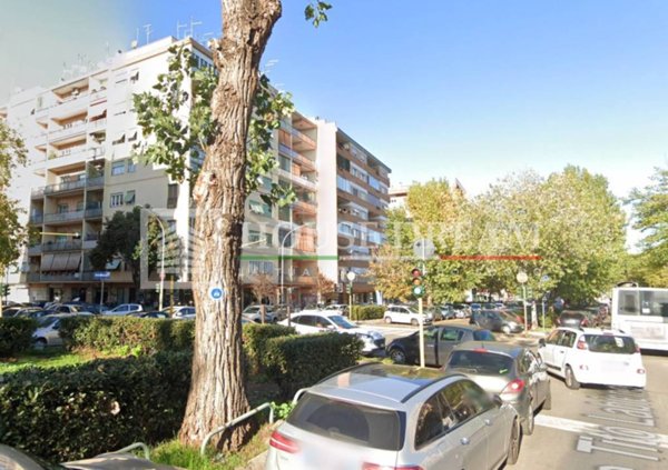appartamento in vendita a Roma in zona Appio Claudio