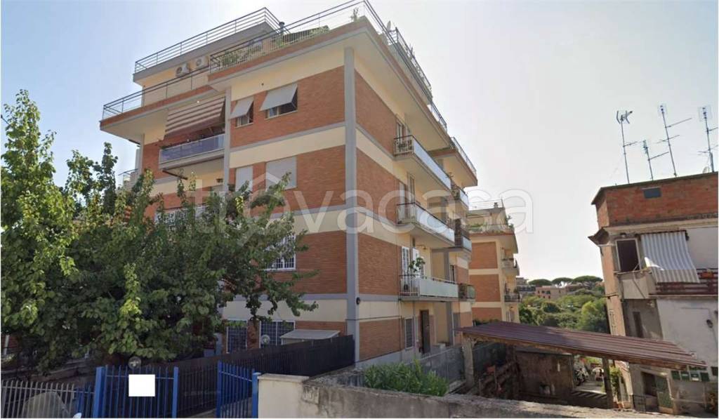 appartamento in vendita a Roma in zona Primavalle