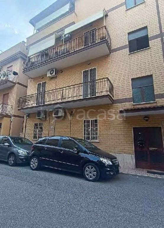 appartamento in vendita a Roma in zona Romanina