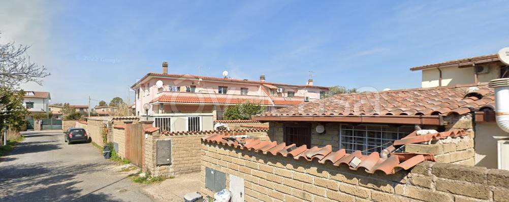 casa indipendente in vendita a Roma in zona Axa