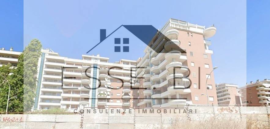appartamento in vendita a Roma in zona Acilia