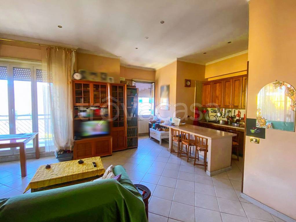 appartamento in vendita a Roma in zona Prenestino-Centocelle