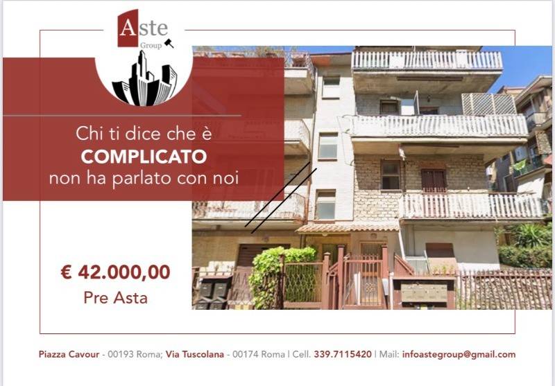 appartamento in vendita a Roma in zona Torre Angela