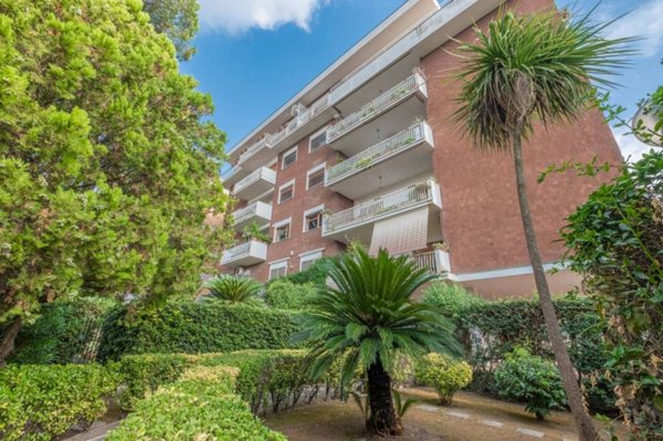 appartamento in vendita a Roma in zona Giuliano Dalmata