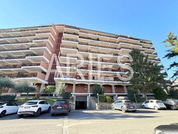 appartamento in vendita a Roma in zona Casal Palocco