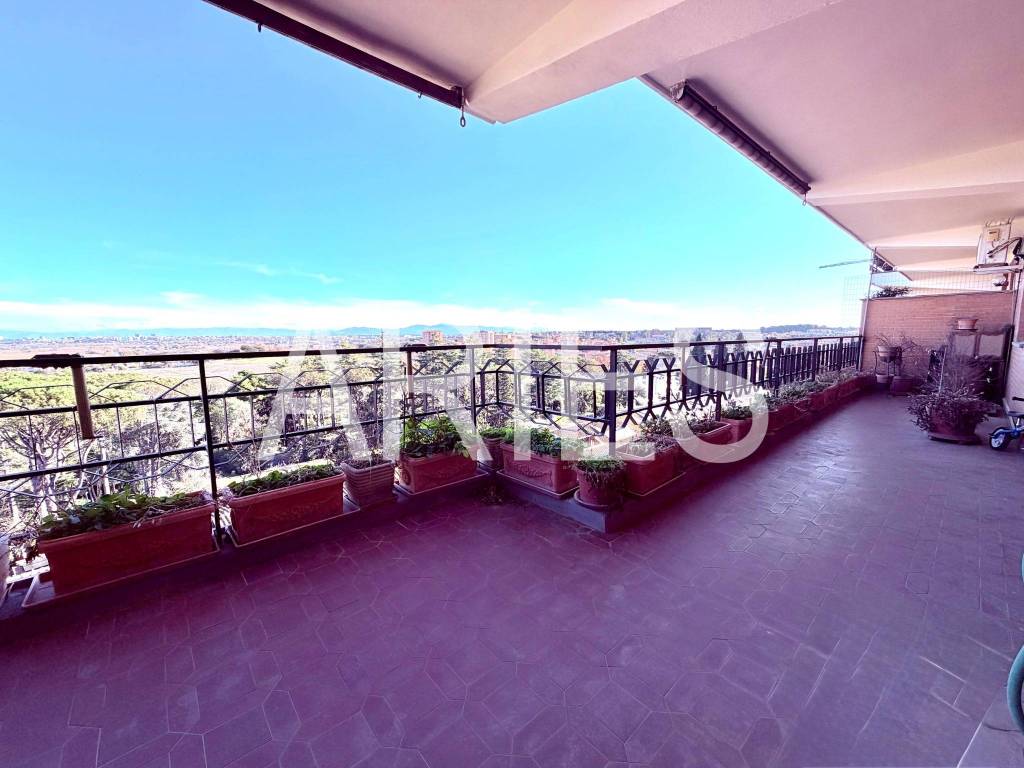 appartamento in vendita a Roma in zona Casal Palocco