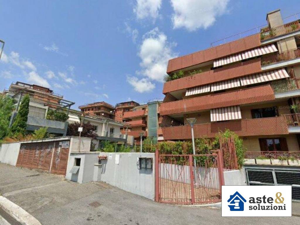 appartamento in vendita a Roma in zona Torrevecchia