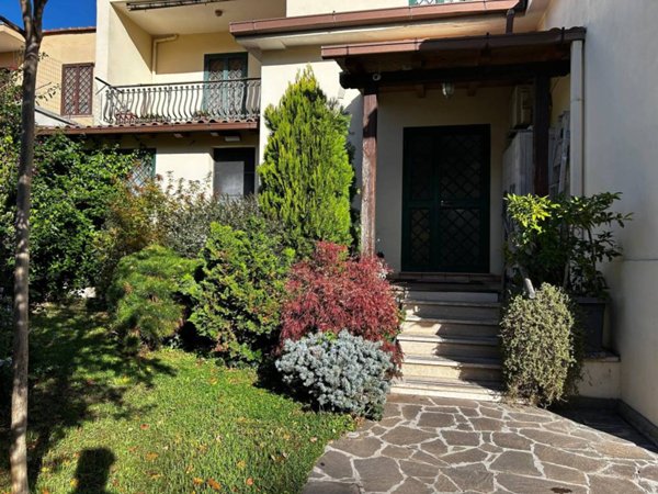 appartamento in vendita a Roma in zona Trigoria