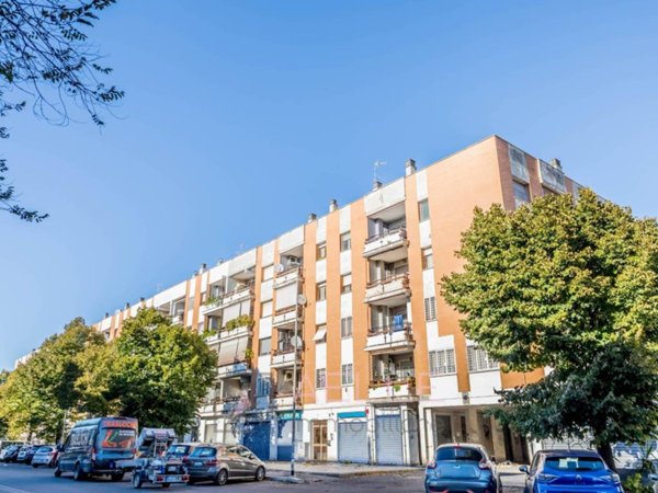 appartamento in vendita a Roma in zona Acilia