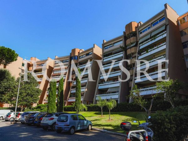appartamento in vendita a Roma in zona Giuliano Dalmata