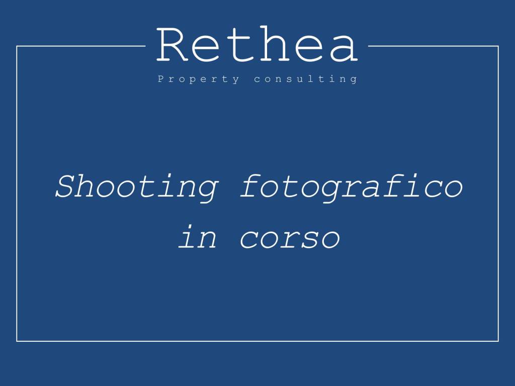 appartamento in vendita a Roma in zona Rione Monti/Campitelli