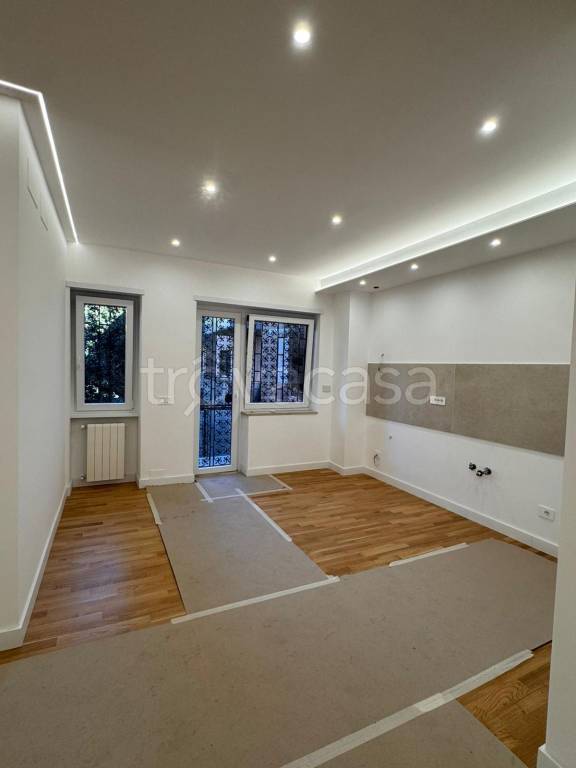 appartamento in vendita a Roma in zona Tor di Quinto