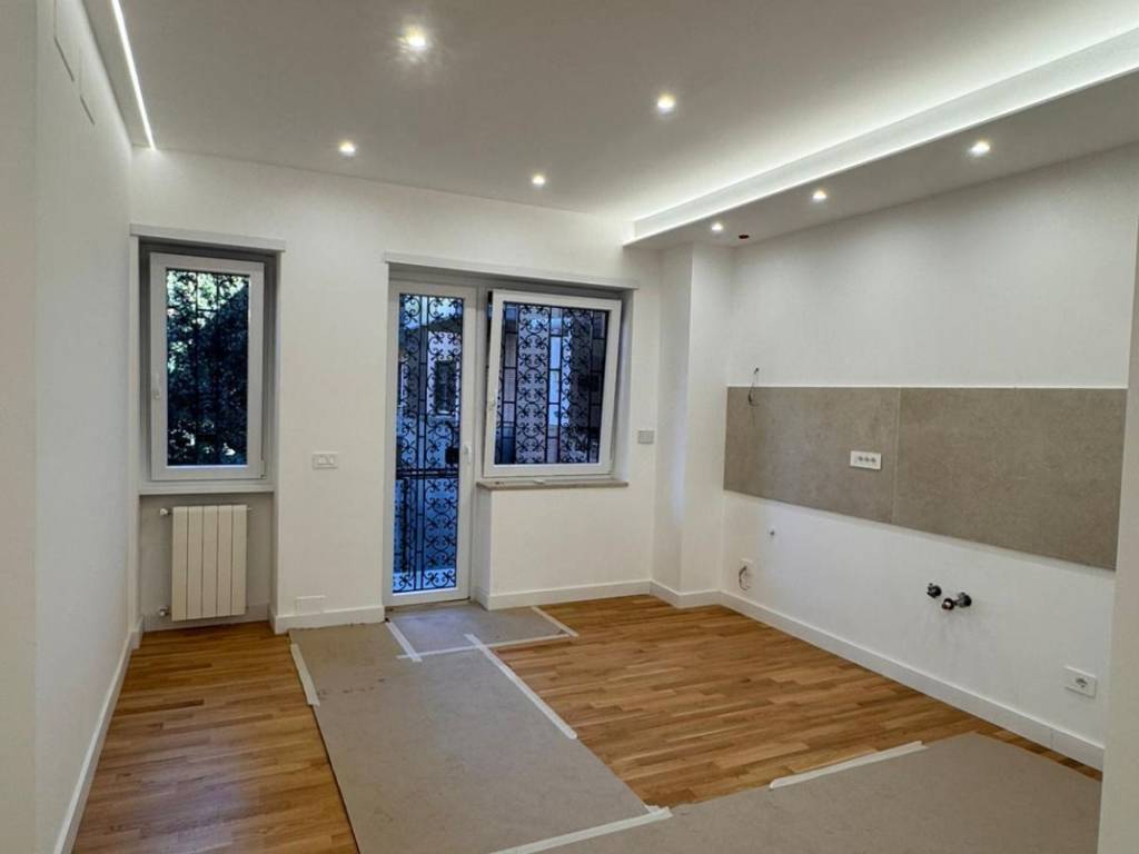 appartamento in vendita a Roma in zona Tor di Quinto