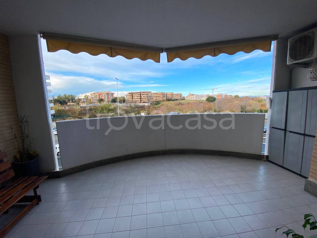 appartamento in vendita a Roma in zona Ponte di Nona