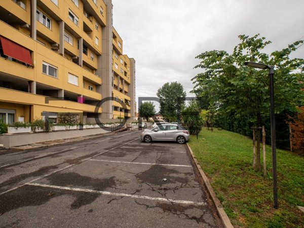 appartamento in vendita a Roma in zona Sette Bagni