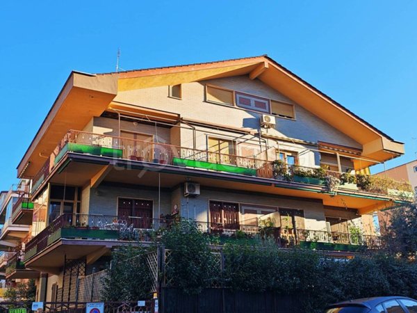 appartamento in vendita a Roma in zona Torrevecchia