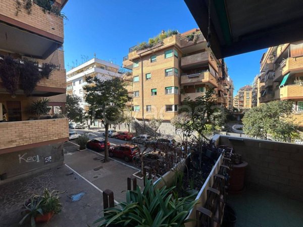 appartamento in vendita a Roma in zona Ostia