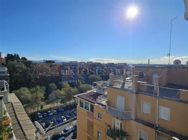 appartamento in vendita a Roma in zona Gianicolense