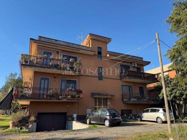 appartamento in vendita a Roma in zona Casal Morena