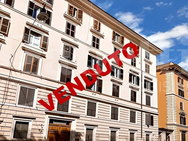 appartamento in vendita a Roma in zona Esquilino