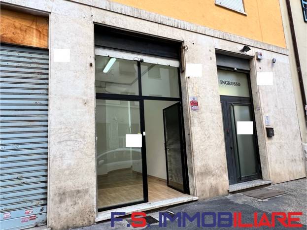 negozio in vendita a Roma