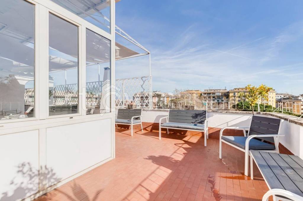 casa indipendente in vendita a Roma in zona Trieste