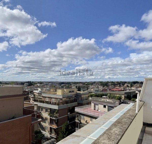 appartamento in vendita a Roma in zona Gianicolense