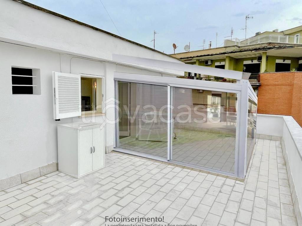 appartamento in vendita a Roma in zona Gianicolense
