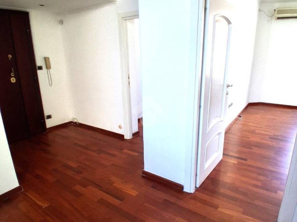 appartamento in vendita a Roma in zona Tuscolano