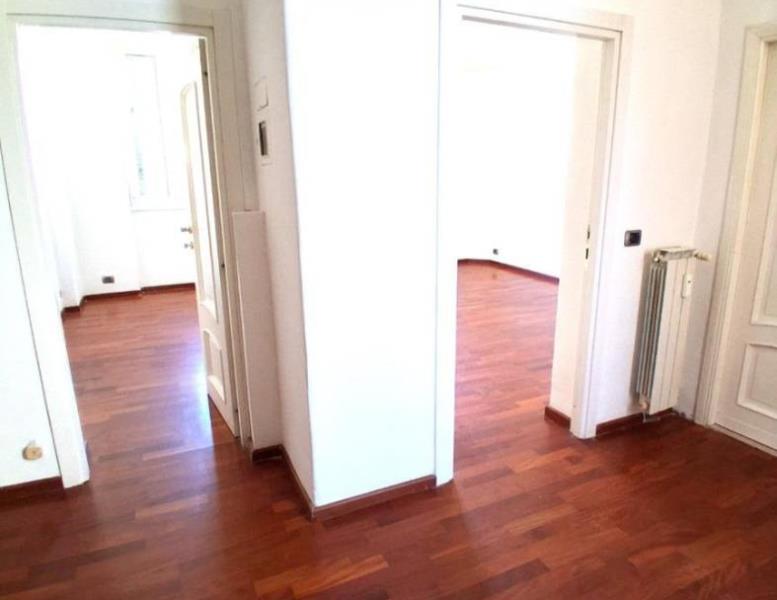 appartamento in vendita a Roma in zona Tuscolano