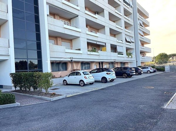 appartamento in vendita a Roma in zona Ponte di Nona