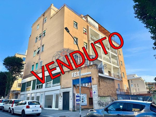 appartamento in vendita a Roma in zona Tuscolano