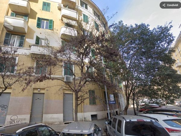 negozio in vendita a Roma in zona Appio Latino