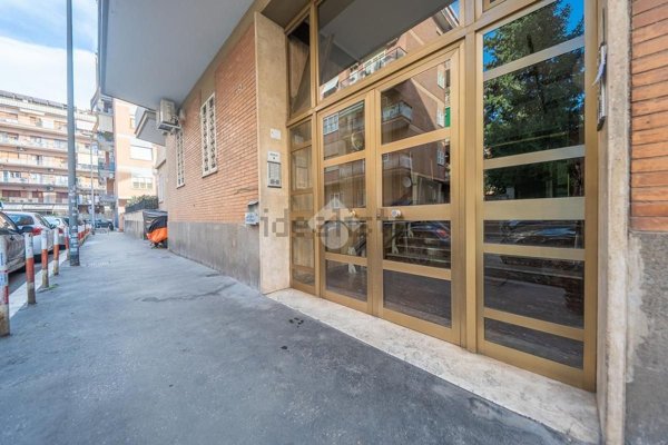 appartamento in vendita a Roma in zona Collatino