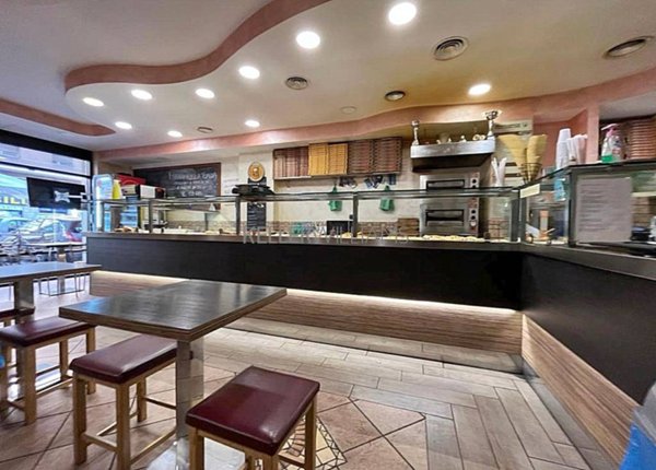 negozio in vendita a Roma in zona Portuense