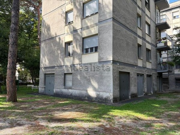 appartamento in vendita a Roma in zona Ostiense