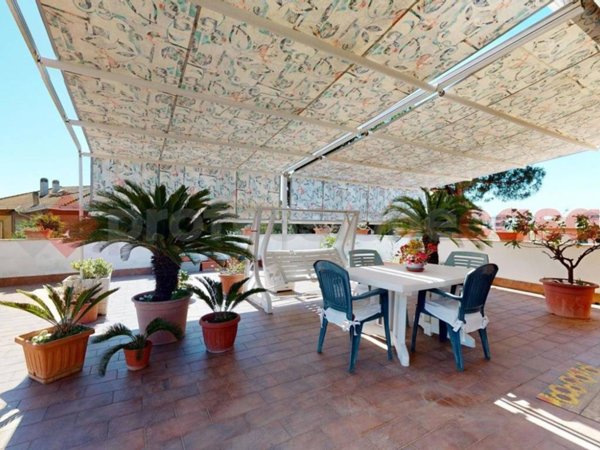 appartamento in vendita a Roma in zona Acilia