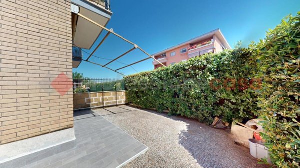 appartamento in vendita a Roma in zona Acilia