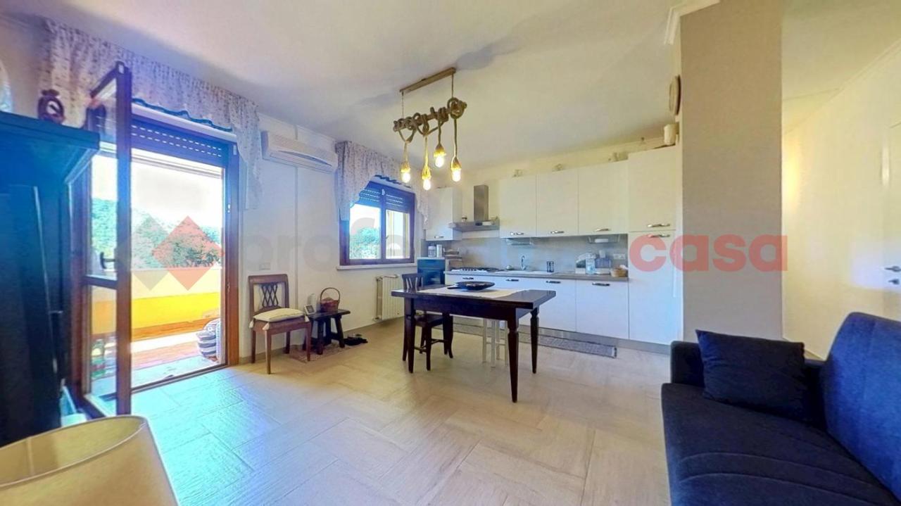 appartamento in vendita a Roma in zona Dragoncello