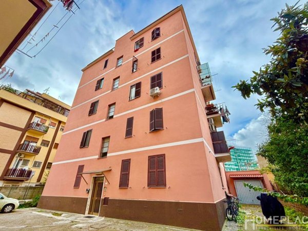 appartamento in vendita a Roma in zona Torre Maura