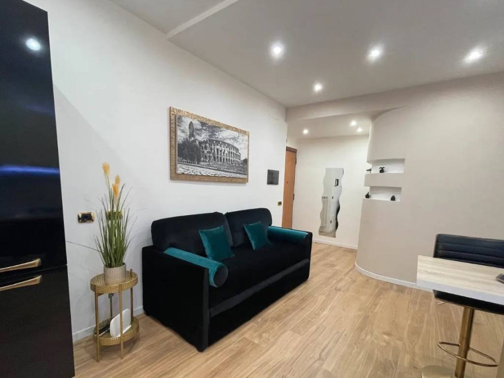 appartamento in vendita a Roma in zona Monte Sacro/Talenti