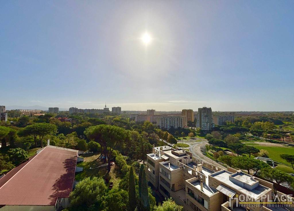 appartamento in vendita a Roma in zona EUR