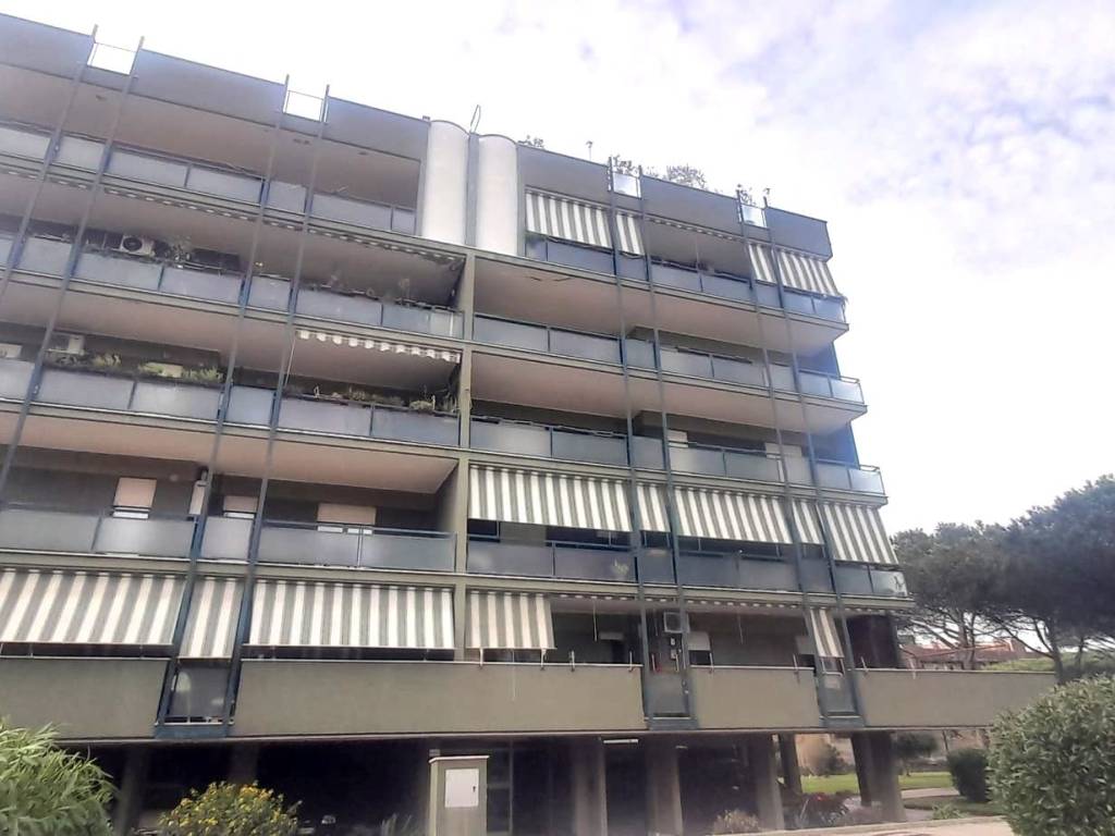 appartamento in vendita a Roma in zona Dragona/Bagnoletto